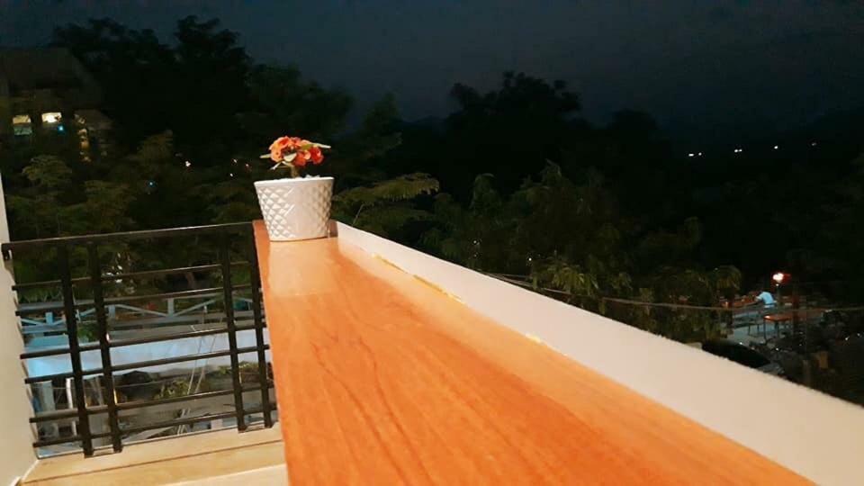 Fami Homestay Phong Nha Extérieur photo